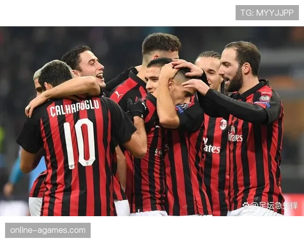 AC米兰争冠形势与表现波动：复兴势头放缓，关键阶段问题显现影响竞争格局